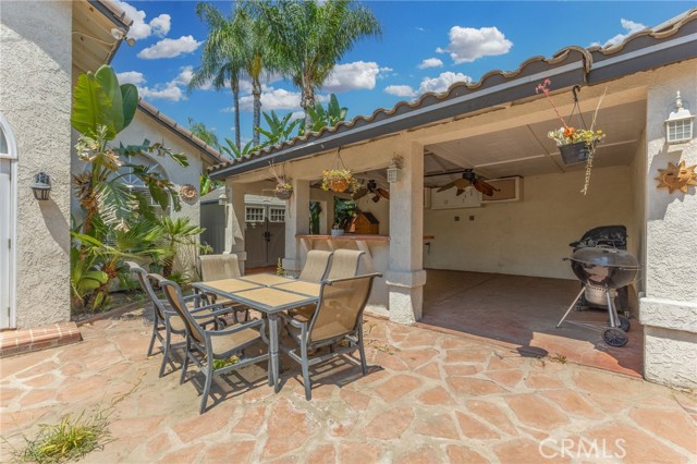589 S Sutter Avenue, San Bernardino CA: https://media.crmls.org/medias/0046eef2-582e-40c2-a08c-f425c6ad61f0.jpg