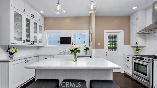 Detail Gallery Image 25 of 69 For 2042 N Ross St, Santa Ana,  CA 92706 - 3 Beds | 2/1 Baths
