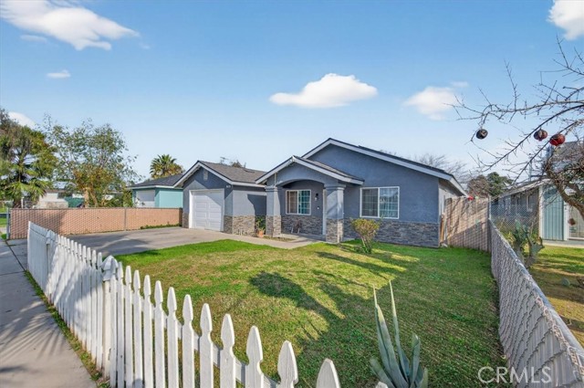 Detail Gallery Image 12 of 50 For 705 S C, Madera,  CA 93638 - 4 Beds | 2 Baths