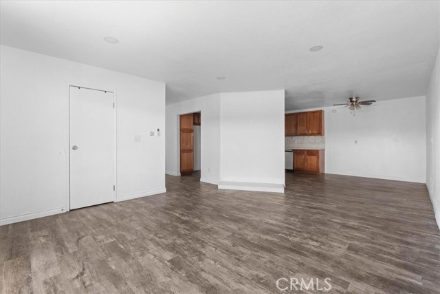 Detail Gallery Image 8 of 34 For 1327 Pennsylvania, Colton,  CA 92324 - – Beds | – Baths