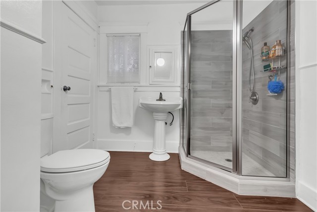 Detail Gallery Image 36 of 60 For 1434 N Genesee Ave, Los Angeles,  CA 90046 - 5 Beds | 2 Baths