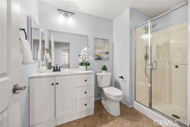 15740 Agave Avenue, Chino CA: https://media.crmls.org/medias/0049b3ec-999c-4096-a3bb-a9eedef92546.jpg
