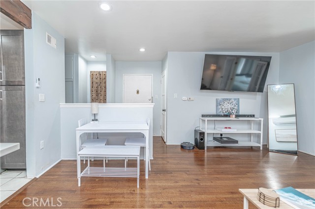 Detail Gallery Image 12 of 38 For 325 Cedar, Long Beach,  CA 90802 - 2 Beds | 1 Baths