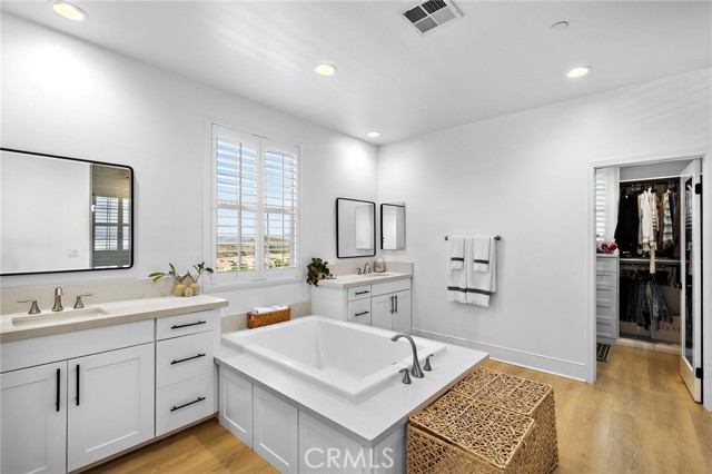 92 Majeza Court, Rancho Mission Viejo CA: https://media.crmls.org/medias/004ac2a1-13f8-4f64-8b80-e51dabff31bc.jpg