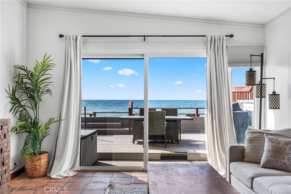 MLS #OC25132229 image #5