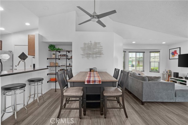 004b542d C8c6 4ab0 A36d B5d0451646c9