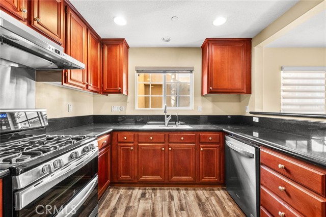 43 Three Vines Court, Ladera Ranch CA: https://media.crmls.org/medias/004b573f-937f-43dd-9bf4-a916a5d5bcbe.jpg