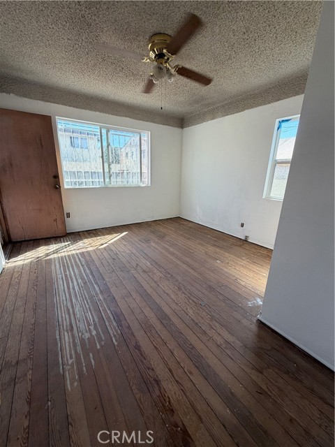 2105 Easton Street photo 8