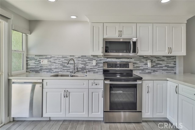 8152 Village 8, Camarillo CA: https://media.crmls.org/medias/004e4243-1896-4599-ab76-faf9fcecd489.jpg