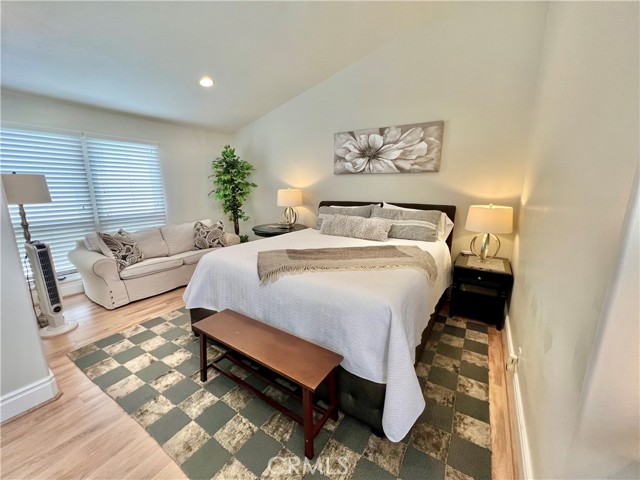 Detail Gallery Image 12 of 39 For 611 1/2 Orchid Ave, Corona Del Mar,  CA 92625 - 3 Beds | 2/1 Baths