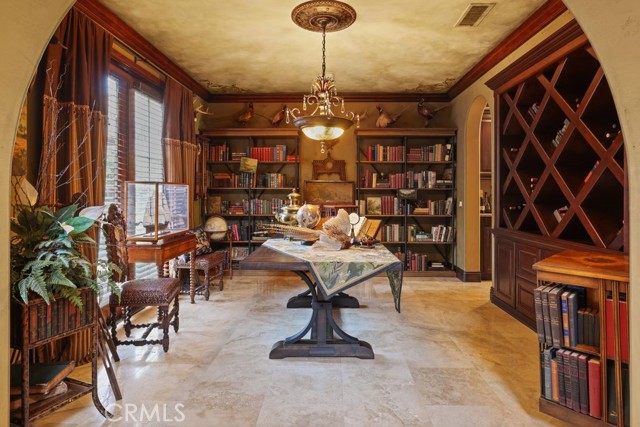 6 Marble Creek Lane, Coto de Caza CA: https://media.crmls.org/medias/004ede02-a943-4ae6-bcdc-338703a45121.jpg
