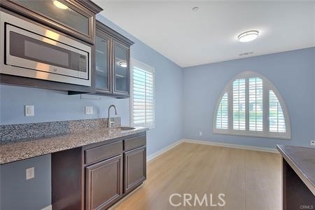 2748 Devonshire Lane, Ontario CA: https://media.crmls.org/medias/004ffc10-e4cc-4f6a-8b95-b6ec2aa0b09c.jpg