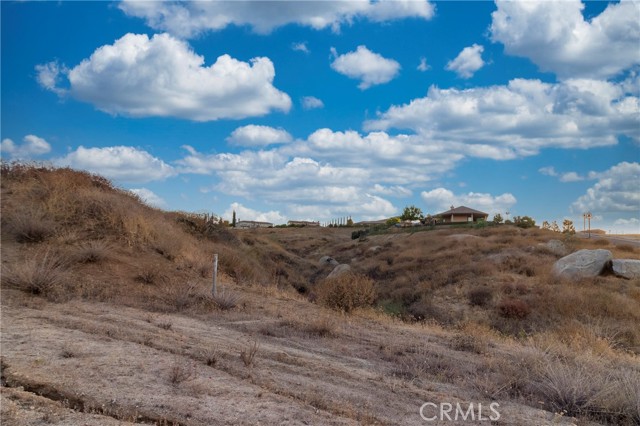 Detail Gallery Image 15 of 17 For 338 Eternal Way, Riverside,  CA 92506 - – Beds | – Baths