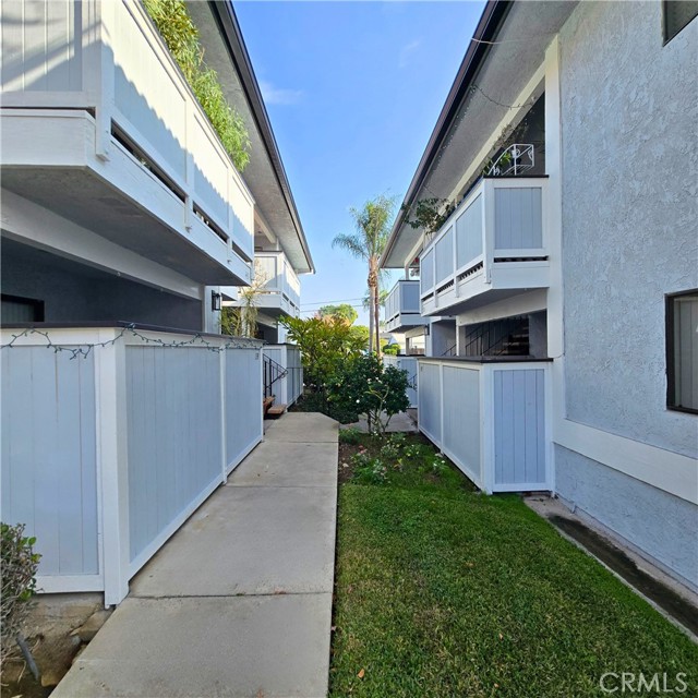 Detail Gallery Image 11 of 15 For 145 S Poplar, Brea,  CA 92821 - 1 Beds | 1 Baths
