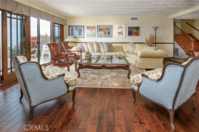 Detail Gallery Image 4 of 47 For 31059 Hawksmoor Dr, Rancho Palos Verdes,  CA 90275 - 5 Beds | 4 Baths