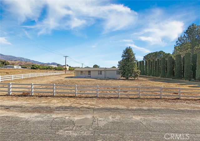 Detail Gallery Image 4 of 38 For 10378 Live Oak Ave., Cherry Valley,  CA 92223 - 2 Beds | 1 Baths