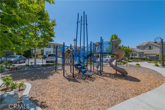 305 autumn sage, Lake Forest CA: https://media.crmls.org/medias/005125e6-b0ec-4329-bbd0-c51249e62f85.jpg