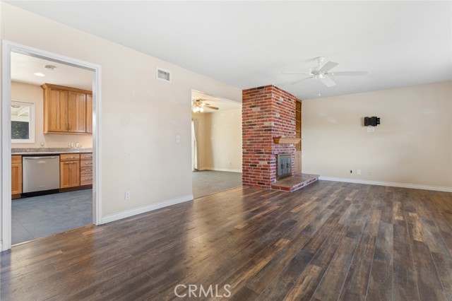 3304 Henry Dr photo 5