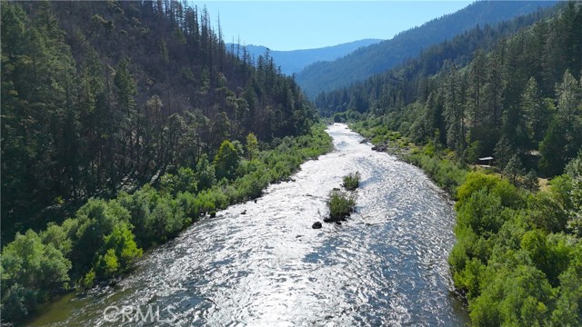 50721 State Highway 96, Klamath River CA: https://media.crmls.org/medias/0052bda6-b3c9-4261-9c1c-02bc05cf93ef.jpg