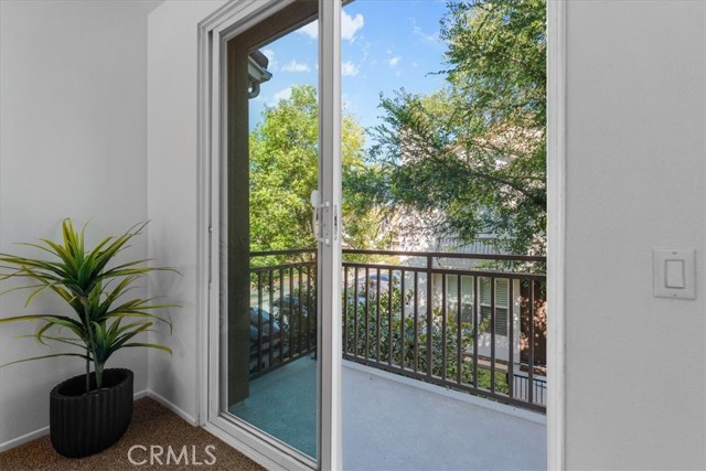 6386 Delgado Lane, Eastvale CA: https://media.crmls.org/medias/005388fa-21a2-42f0-b0ae-0ac1ff6cd027.jpg