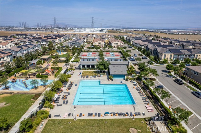 3645 E Delight Paseo, Ontario CA: https://media.crmls.org/medias/00542340-0d94-44ab-82ee-921dc041eddb.jpg