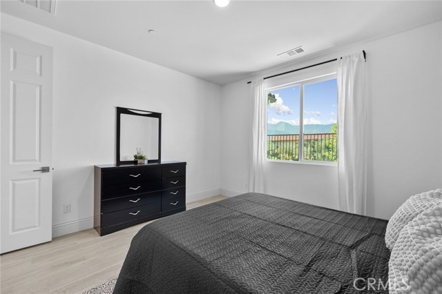 Detail Gallery Image 17 of 45 For 24205 Selwood Dr, Corona,  CA 92883 - 3 Beds | 2 Baths