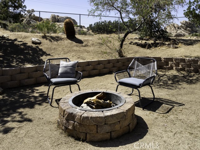 Detail Gallery Image 44 of 63 For 5564 Old Woman Springs Rd, Yucca Valley,  CA 92284 - 2 Beds | 1 Baths