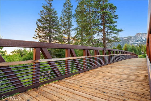 Detail Gallery Image 43 of 53 For 595 N Waterford Ave, Mammoth Lakes,  CA 93546 - 5 Beds | 4 Baths