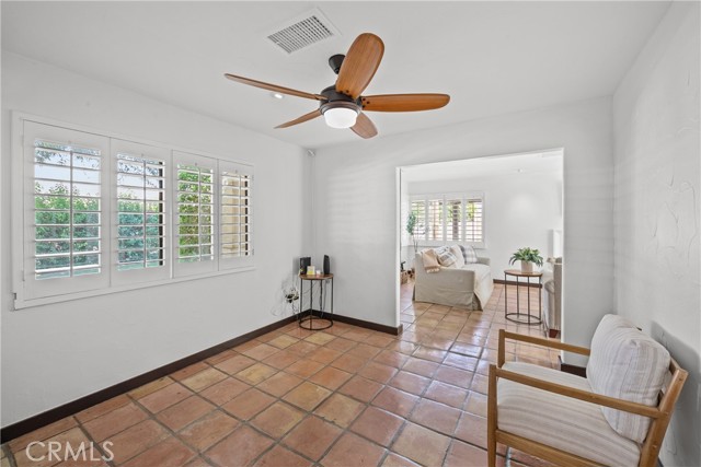642 S Mountain View Drive, Palm Springs CA: https://media.crmls.org/medias/005586e7-c936-46b9-9d86-b5f1112c0604.jpg