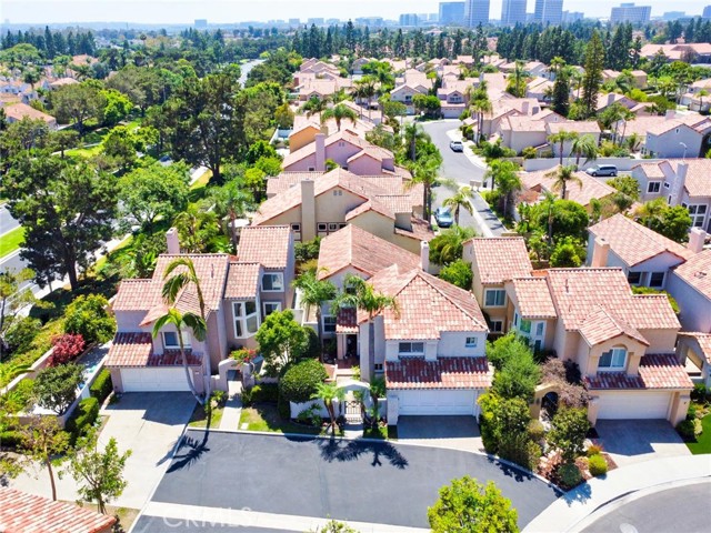 19 Las Cruces, Irvine CA: https://media.crmls.org/medias/0055f2cf-b1a5-485f-8de2-72dd24c4ba43.jpg