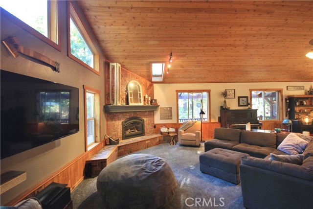 Image 11 of 39 For 32383 Pine Manor Lane 634