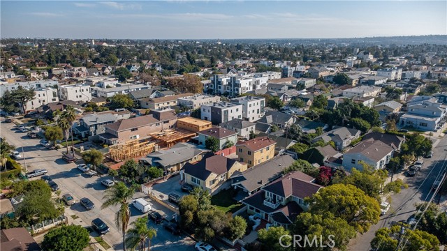 Detail Gallery Image 61 of 63 For 4562 Lomita, Los Angeles,  CA 90019 - 3 Beds | 2 Baths