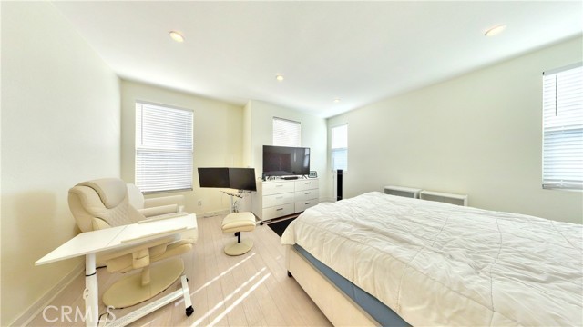 Detail Gallery Image 38 of 48 For 644 Milford, Los Angeles,  CA 90042 - 4 Beds | 3/1 Baths