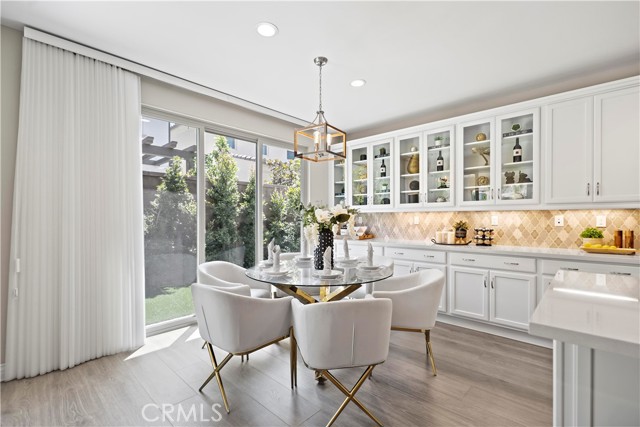 206 Phoebe, Irvine CA: https://media.crmls.org/medias/00581d9b-3ef0-4d43-b053-e39baa467786.jpg