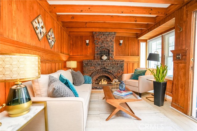 Detail Gallery Image 20 of 34 For 38 Dudley Ave, Venice,  CA 90291 - 6 Beds | 5 Baths