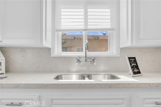 Detail Gallery Image 14 of 30 For 3341 Wisconsin Ave, South Gate,  CA 90280 - 3 Beds | 1 Baths