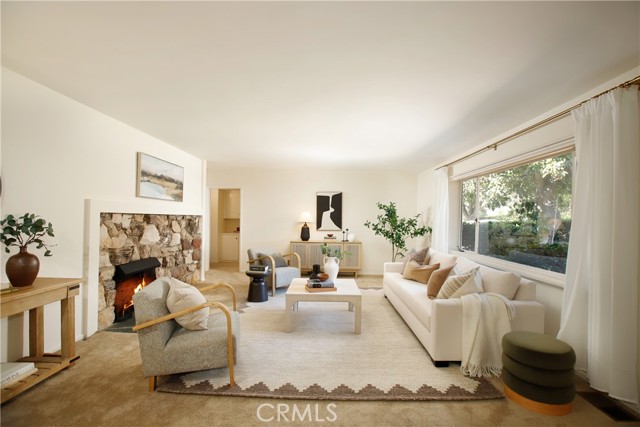 1914 Lyans Drive photo 7