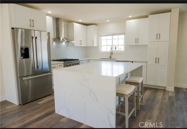 Detail Gallery Image 3 of 17 For 18271 Roberta, Huntington Beach,  CA 92646 - 4 Beds | 2 Baths