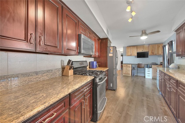 Detail Gallery Image 13 of 34 For 1630 S Barranca, Glendora,  CA 91740 - 2 Beds | 2 Baths