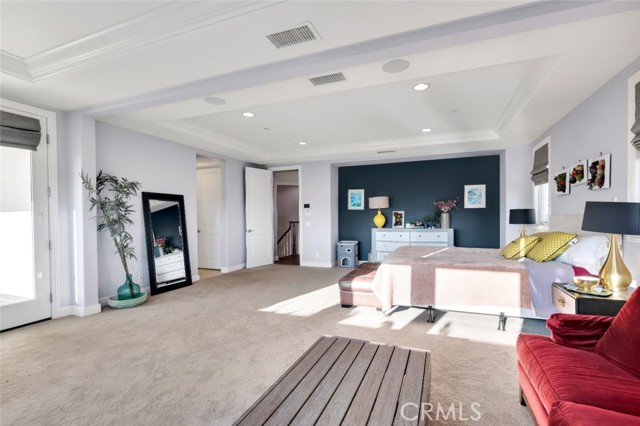 11929 Ricasoli Way, Porter Ranch CA: https://media.crmls.org/medias/005b501f-9040-4c5f-a56b-95b4389c9937.jpg