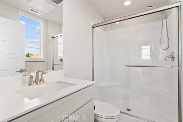 Detail Gallery Image 28 of 38 For 1421 W Sunrise Ln, San Pedro,  CA 90732 - 4 Beds | 3/1 Baths