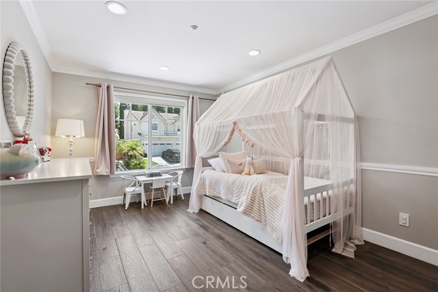 Detail Gallery Image 24 of 38 For 5179 Knollwood Way, Woodland Hills,  CA 91364 - 4 Beds | 3 Baths