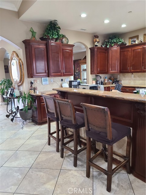 Detail Gallery Image 7 of 15 For 6116 Chadbourne Ave, Riverside,  CA 92505 - 4 Beds | 4 Baths