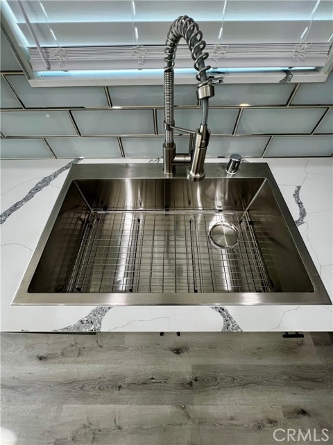 10165 E Avenue S10, Littlerock CA: https://media.crmls.org/medias/005d588e-6abe-4ff6-85bb-d47649e140f3.jpg