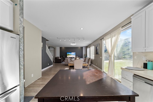 Detail Gallery Image 15 of 43 For 31941 Hollyhock, Lake Elsinore,  CA 92532 - 3 Beds | 2/1 Baths