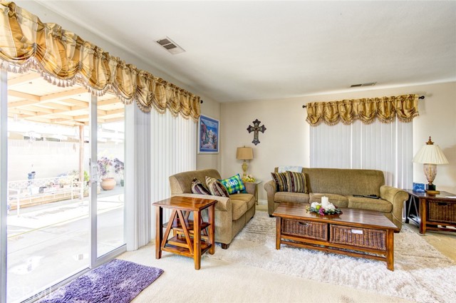 Detail Gallery Image 10 of 36 For 1254 N Gilbert St, Anaheim,  CA 92801 - 3 Beds | 2 Baths