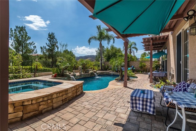 25808 Tennyson Lane, Stevenson Ranch CA: https://media.crmls.org/medias/005ff9e7-25b1-4156-b0d0-b1428c88985b.jpg