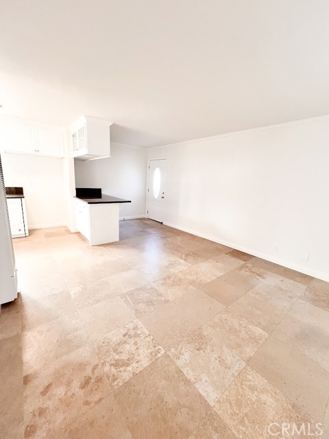 116 7th Street, Huntington Beach CA: https://media.crmls.org/medias/00614634-ace8-45fd-b30c-c38c3f053808.jpg