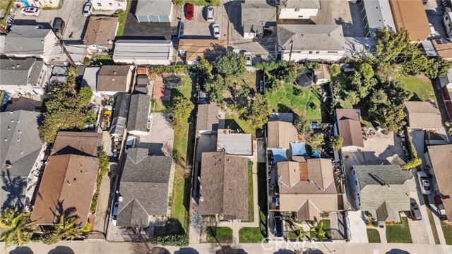 7018 Miles Avenue, Huntington Park, California 90255, ,Multi-Family,For Sale,Miles,SR25042066