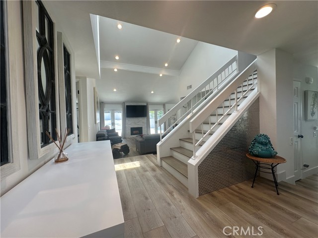 Detail Gallery Image 7 of 51 For 13 Blue Ridge, Irvine,  CA 92620 - 5 Beds | 3/1 Baths